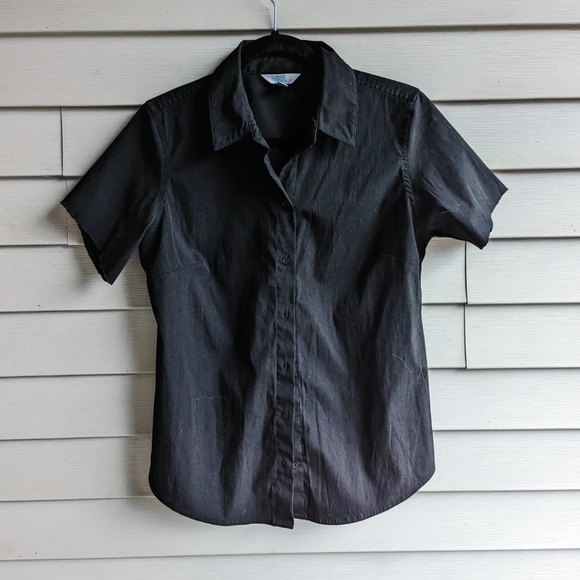 Black Button Up Raw Edge Top - Picture 2 of 8